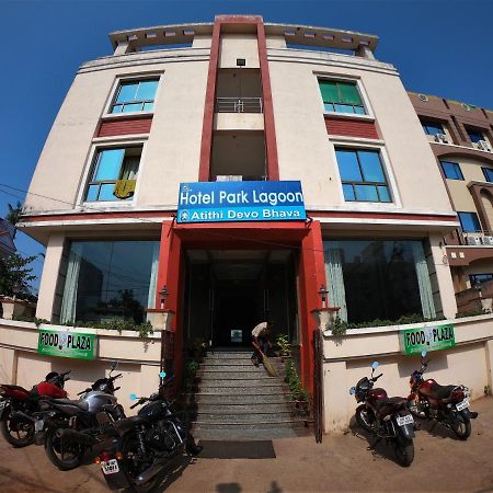 Hotel Park Lagoon Puri Buitenkant foto